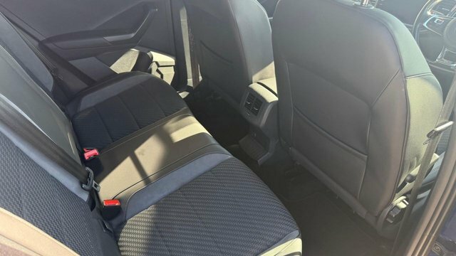 Volkswagen T-Roc Suv HG69JVH Blue #6