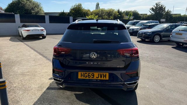 Volkswagen T-Roc Suv HG69JVH Blue #2