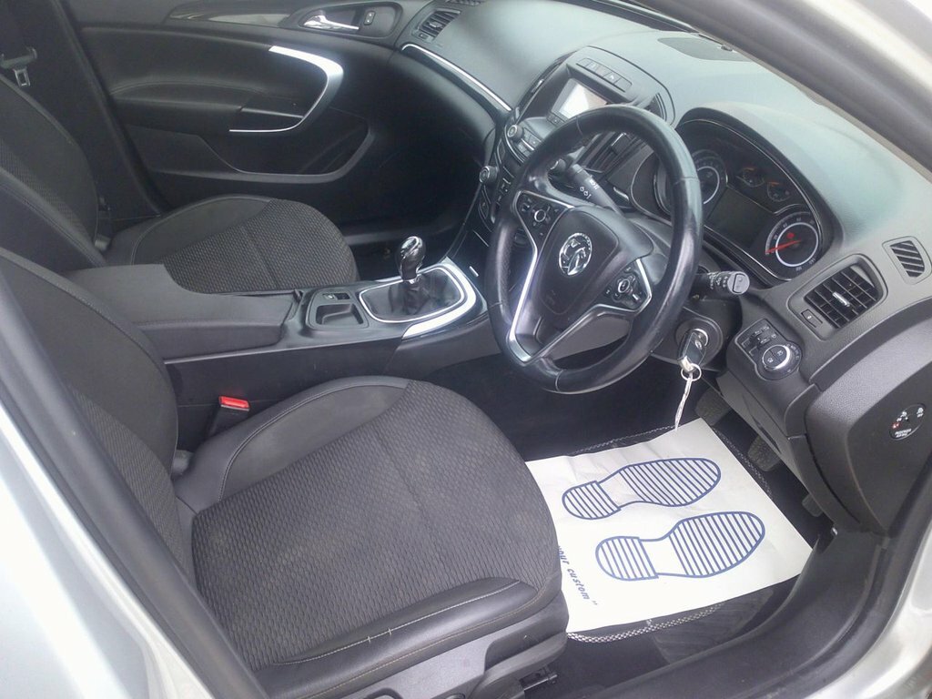 Vauxhall Insignia 1.4L Se DY64KLX Silver #5