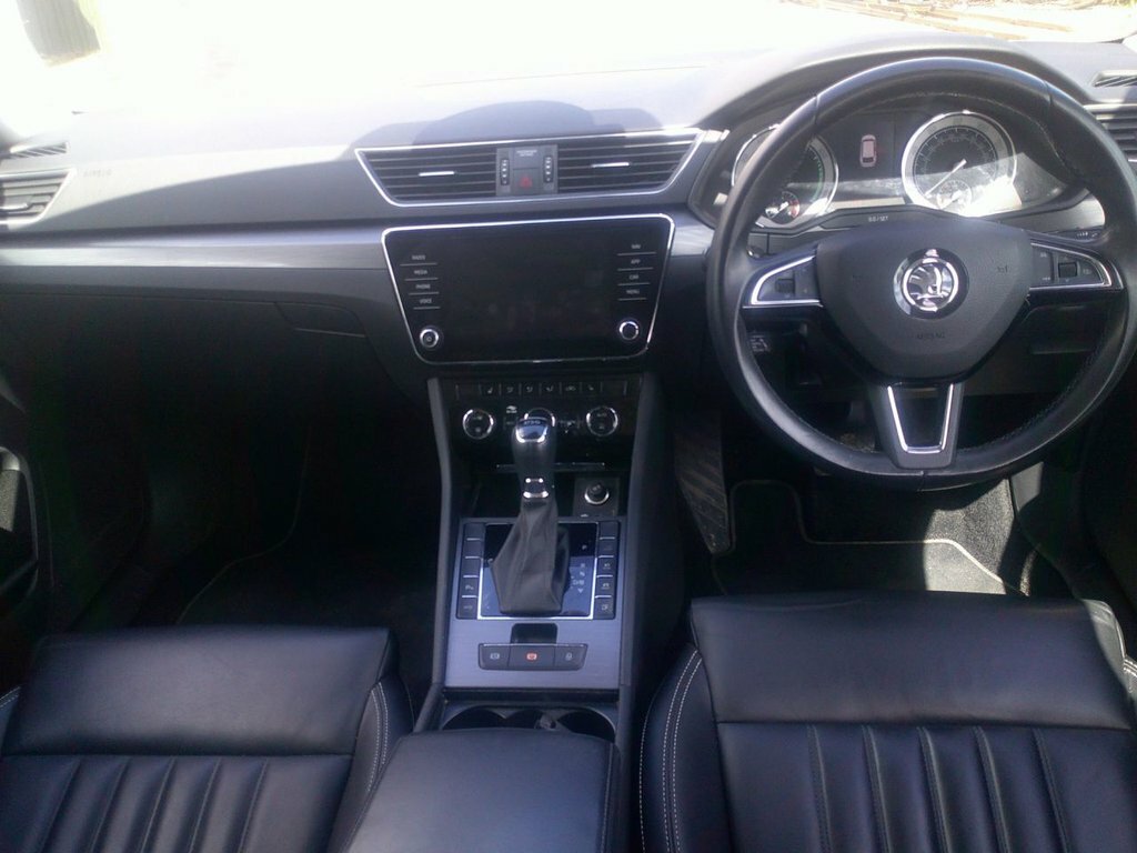 Skoda Superb 1.4L Se L DU70AGY Silver #2