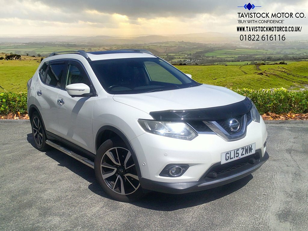 Nissan X-Trail 1.6L Tekna White