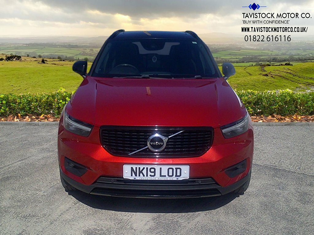 Volvo XC40 2L R-design NK19LOD Red #3