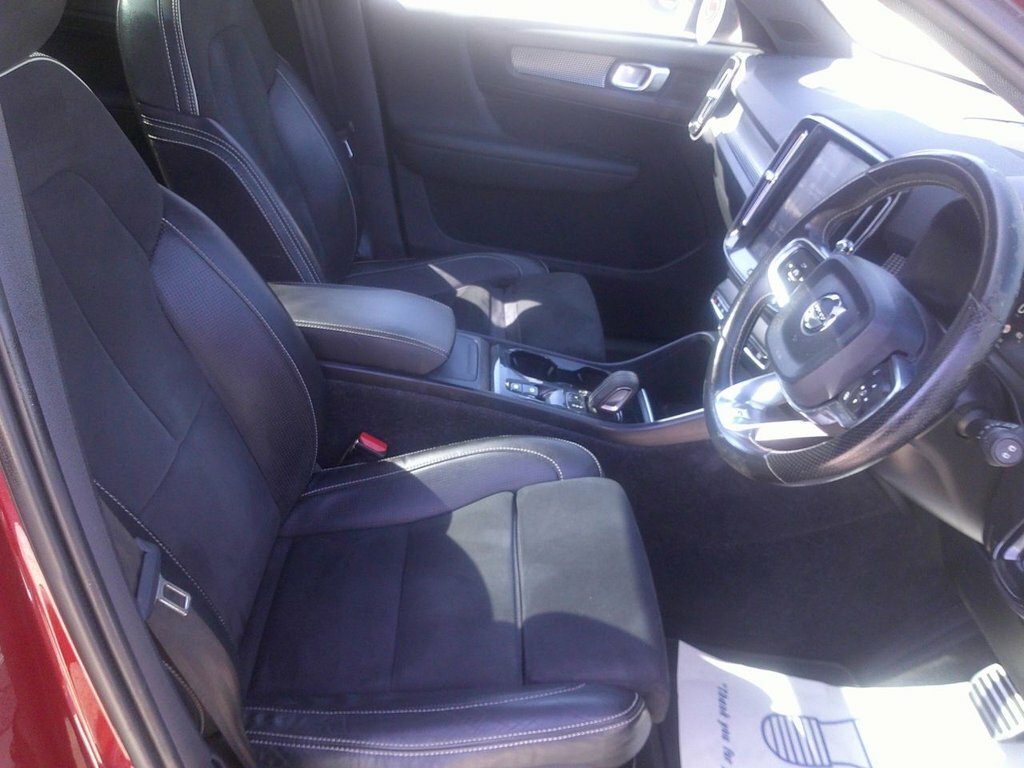 Volvo XC40 2L R-design NK19LOD Red #5