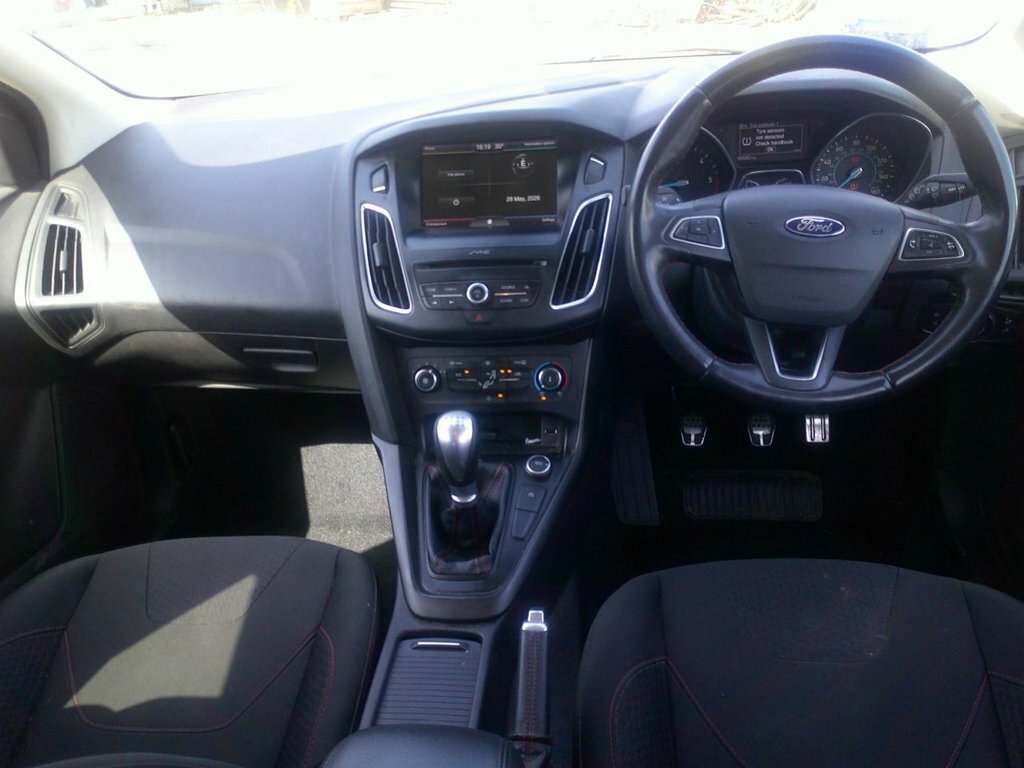 Ford Focus 2L Zetec S WG66BND Black #2