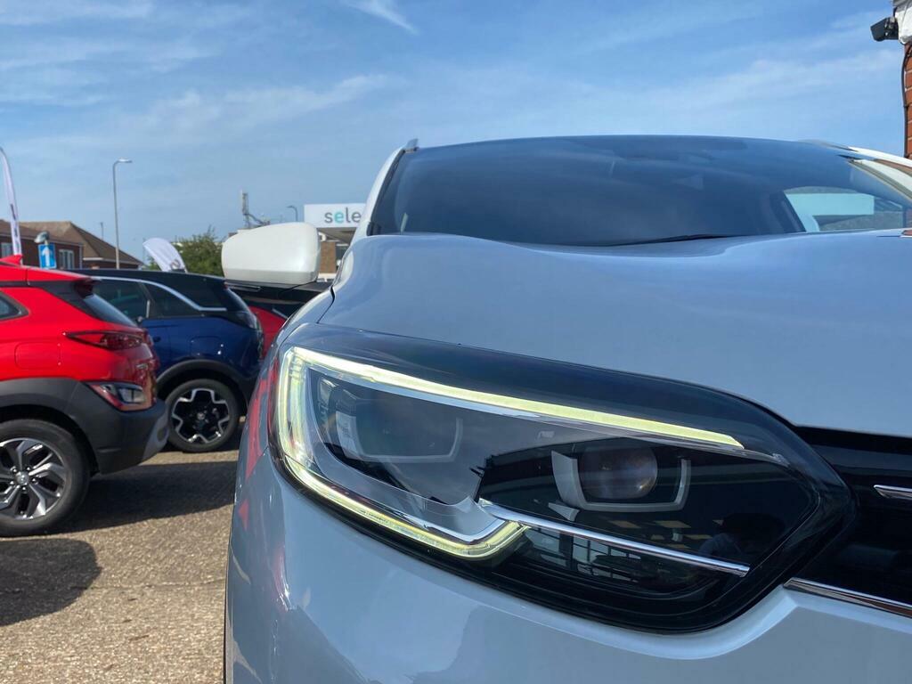 Renault Kadjar 1.3 Tce S Edition Euro 6 Ss ME19AZG White #4