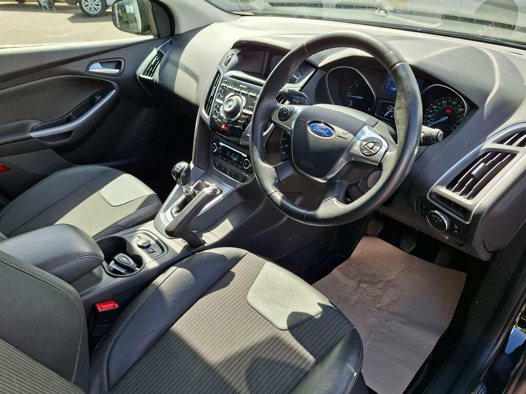 Ford Focus 2.0 Tdci Titanium X Euro 5 Black #3