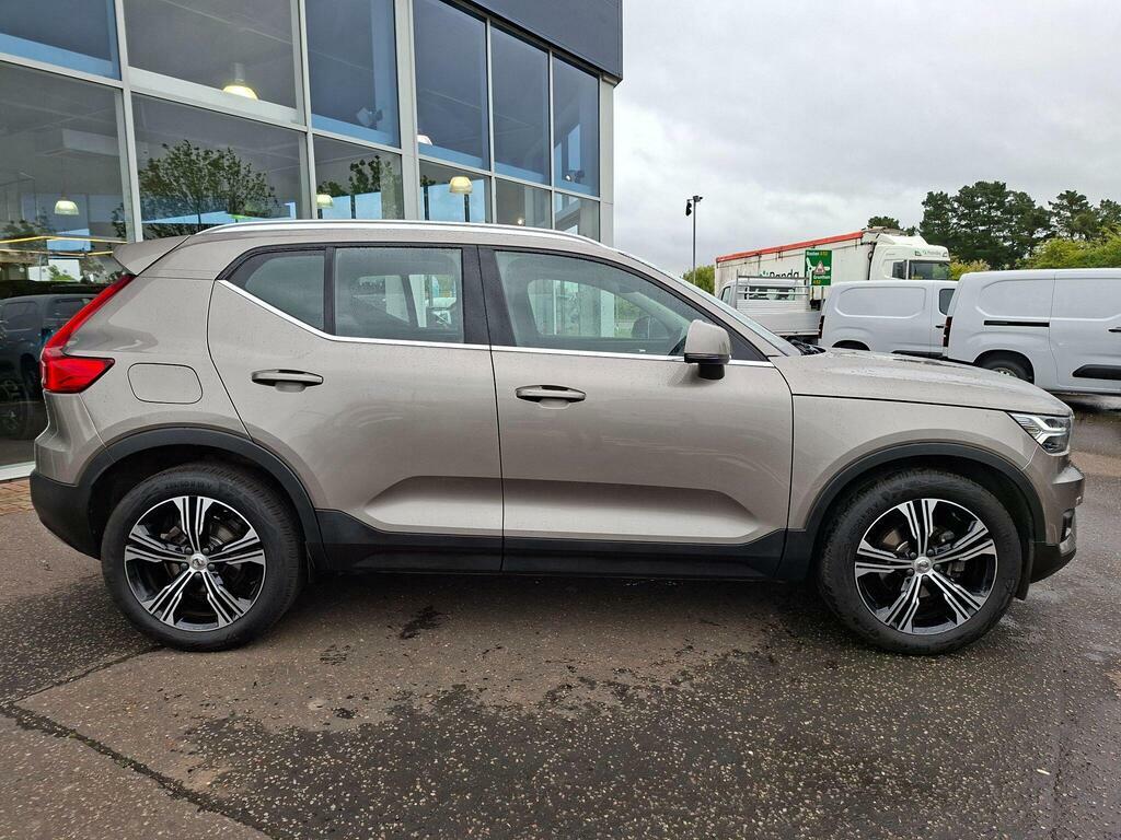 Volvo XC40 1.5 T3 Inscription Pro Euro 6 Ss DY21XKU Grey #2