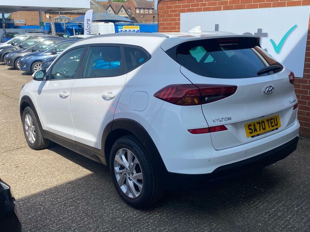 Hyundai Tucson 1.6 Gdi Se Nav Euro 6 Ss White #4