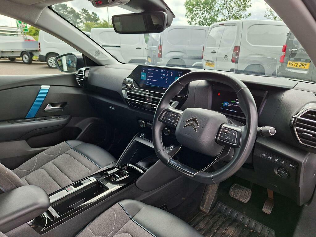 Citroen e-C4 50Kwh Shine SM71VVS White #3