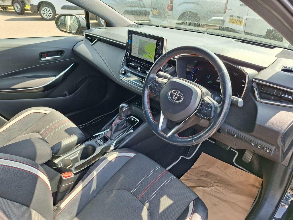 Toyota Corolla 1.8 Vvt-h Gr Sport Touring Sports Cvt Euro 6 Ss FT21LXF Black #2