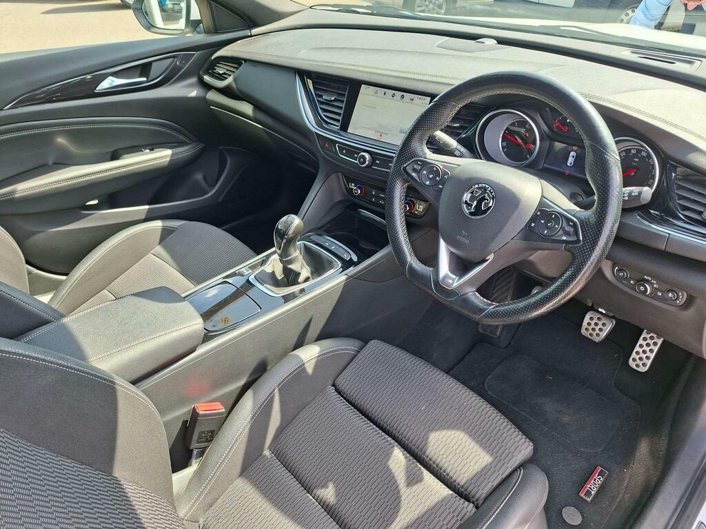 Vauxhall Insignia 2.0 Turbo D Blueinjection Sri VX Line Nav Grand Sp NU18YRL White #3