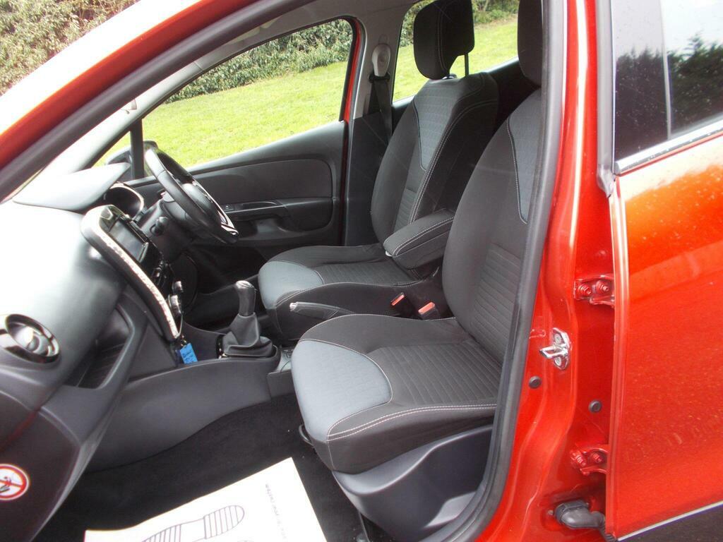 Renault Clio 1.5 Dci Dynamique S Medianav Euro 5 S S NJ15VGF Red #4