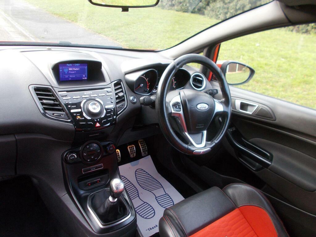 Ford Fiesta 1.6T Ecoboost St-2 Euro 5 Orange #5