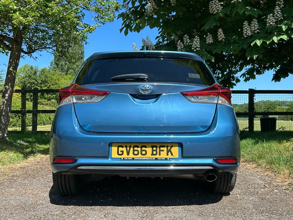 Toyota Auris 1.2 Vvt-i Excel Hatchback Euro 6 GV66BFK Blue #6