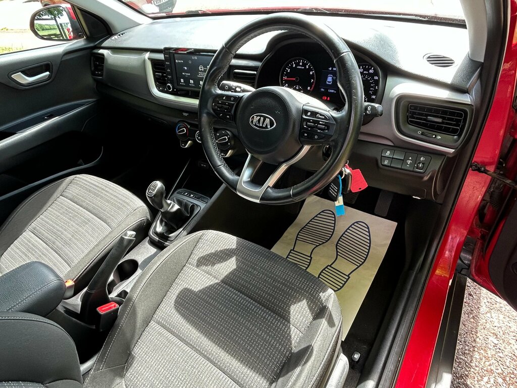 Kia Stonic 1.4 2 Suv Euro 6 Ss 98 Bhp RJ19TBO Red #2