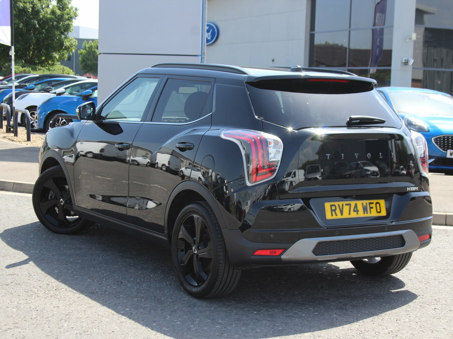SsangYong Tivoli 1.5 K40 Black #6