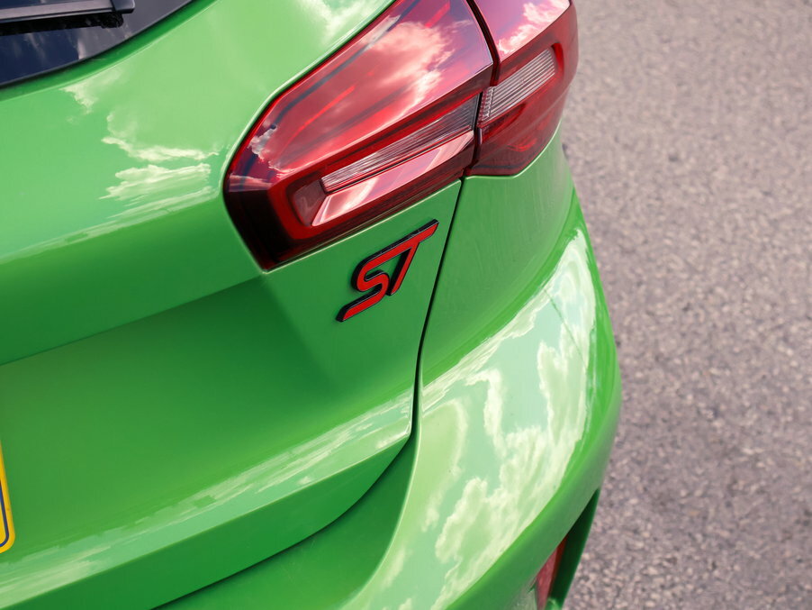 Ford Focus 2.3 Ecoboost St Track Pack Green #6