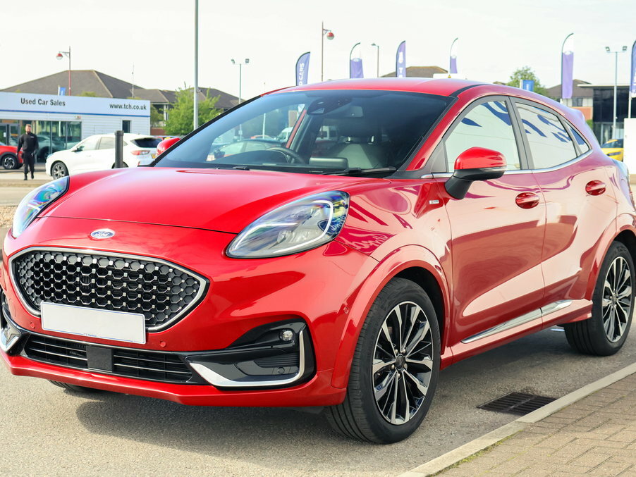 Ford Puma 1.0 Ecoboost Hybrid Mhev St-line Vignale FA23LHW Red #4