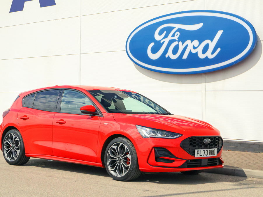 Ford Focus 1.0 Ecoboost St-line X FL73WWO Red