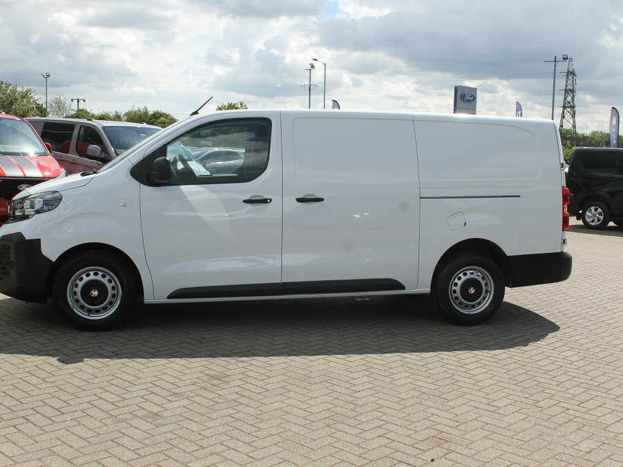 Vauxhall Vivaro 2.0 Turbo D 145 Prime H1 Van DS24LCL White #6