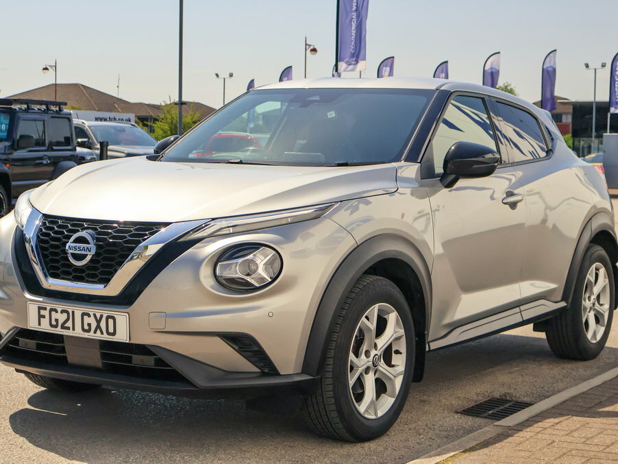 Nissan Juke 1.0 Dig-t 114 N-connecta FG21GXO Silver #4