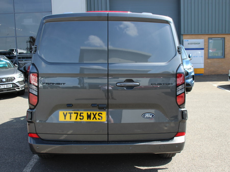 Ford Transit Custom 2.0 Ecoblue 136Ps H1 Double Cab Van Limited YT75WXS Grey #5