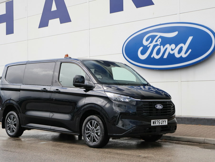 Ford Transit Custom 2.0 Ecoblue 136Ps H1 Double Cab Van Limited WR75UYY Black