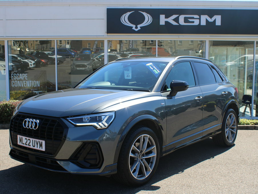 Audi Q3 35 Tfsi Black Edition S Tronic ML22UYM Grey #4