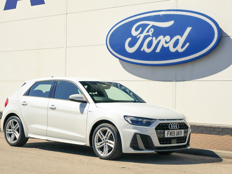 Audi A1 35 Tfsi S Line S Tronic FM19UKV White