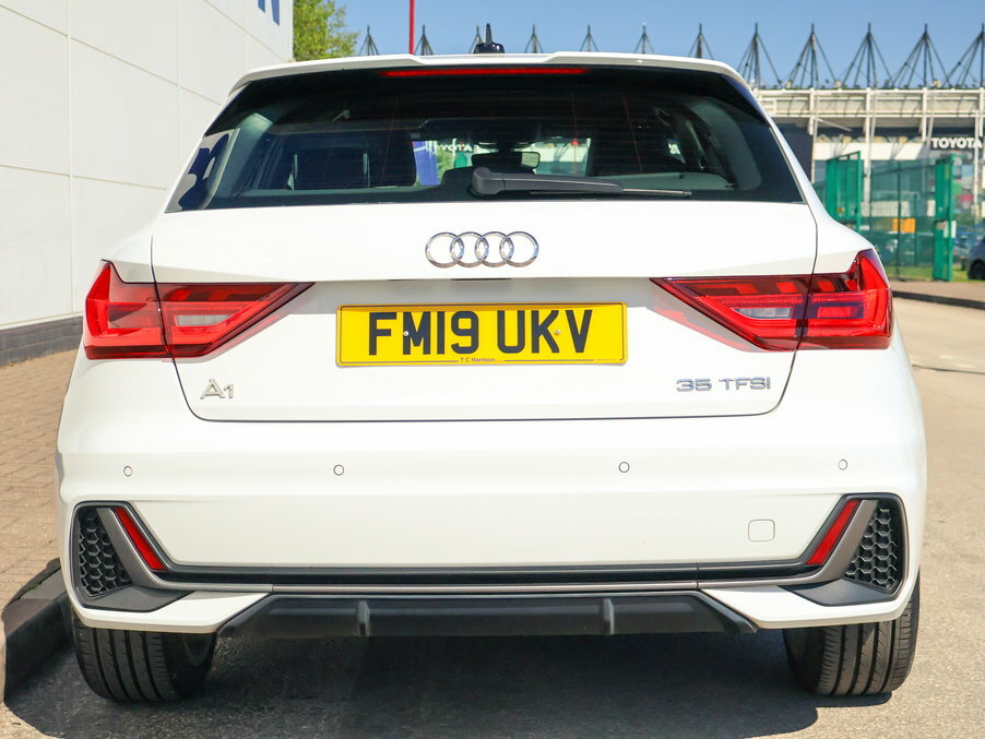 Audi A1 35 Tfsi S Line S Tronic FM19UKV White #5