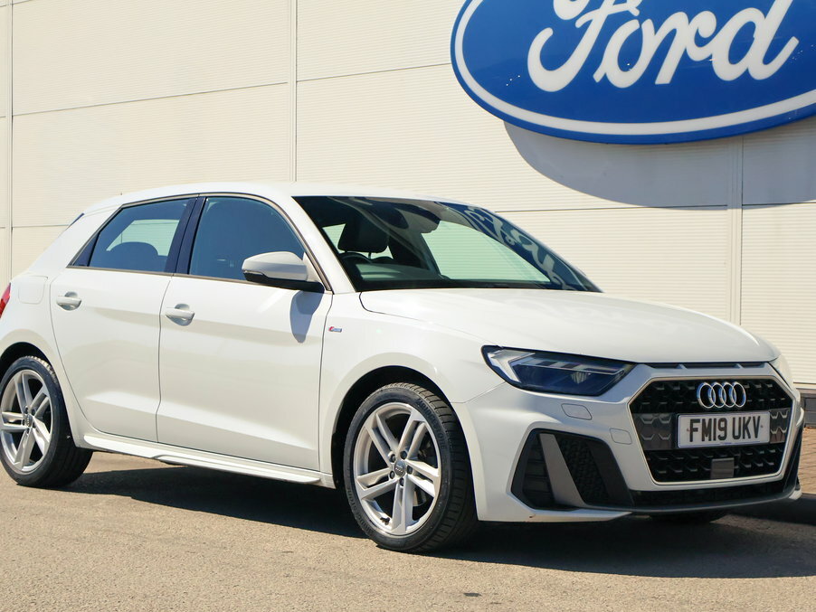 Audi A1 35 Tfsi S Line S Tronic FM19UKV White #3