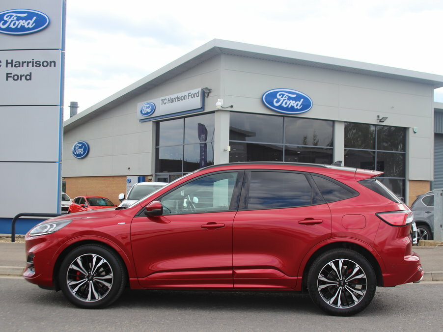 Ford Kuga 1.5 Ecoblue St-line X Edition Red