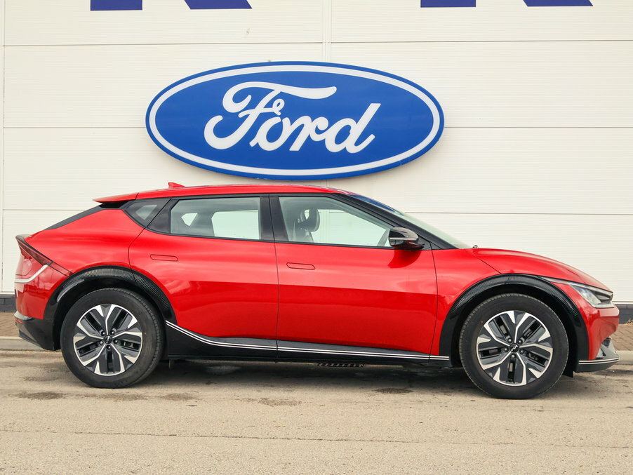 Kia EV6 166Kw Air 77.4Kwh Red #2