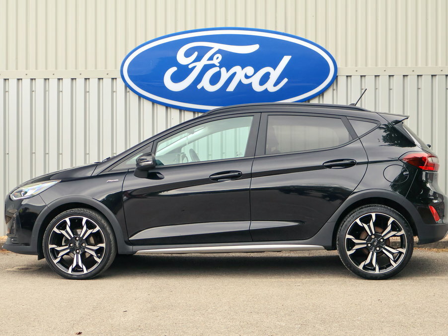Ford Fiesta 1.0 Ecoboost Hybrid Mhev 125 Active X YO73EXX Black #3
