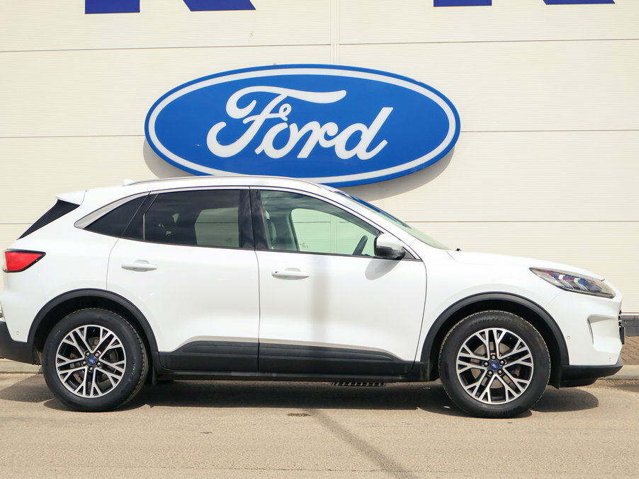 Ford Kuga 1.5 Ecoboost 150 Titanium EK71FPT White #2