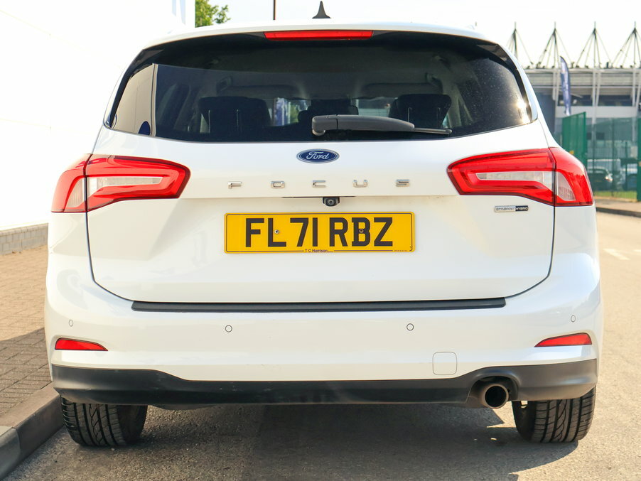 Ford Focus 1.0 Ecoboost Hybrid Mhev 125 Titanium X Ed FL71RBZ White #5