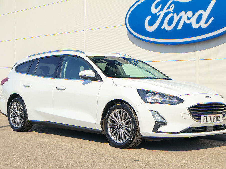 Ford Focus 1.0 Ecoboost Hybrid Mhev 125 Titanium X Ed FL71RBZ White #3