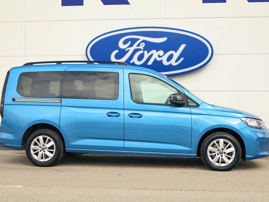 Volkswagen Caddy Maxi Estate Enter Description YX72RWL Blue #2