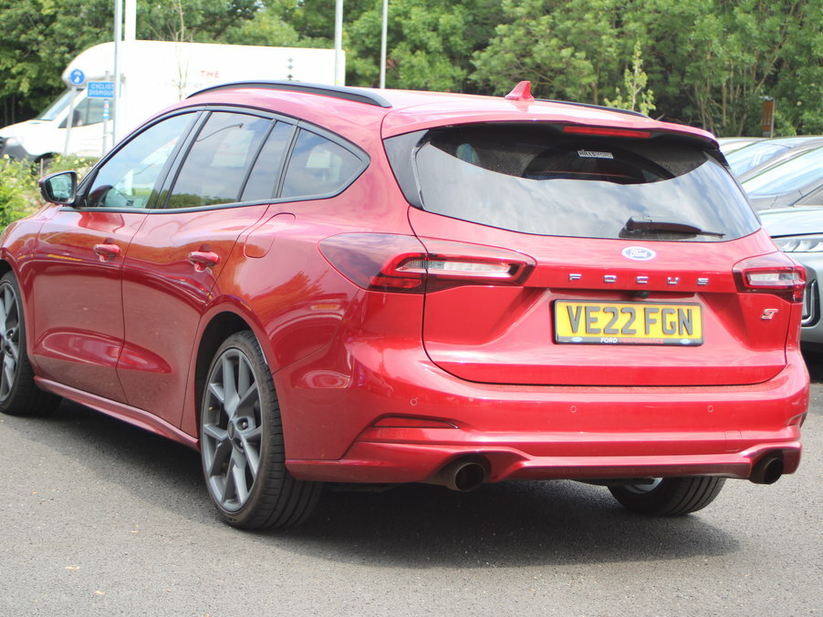 Ford Focus 2.3 Ecoboost St Red #2