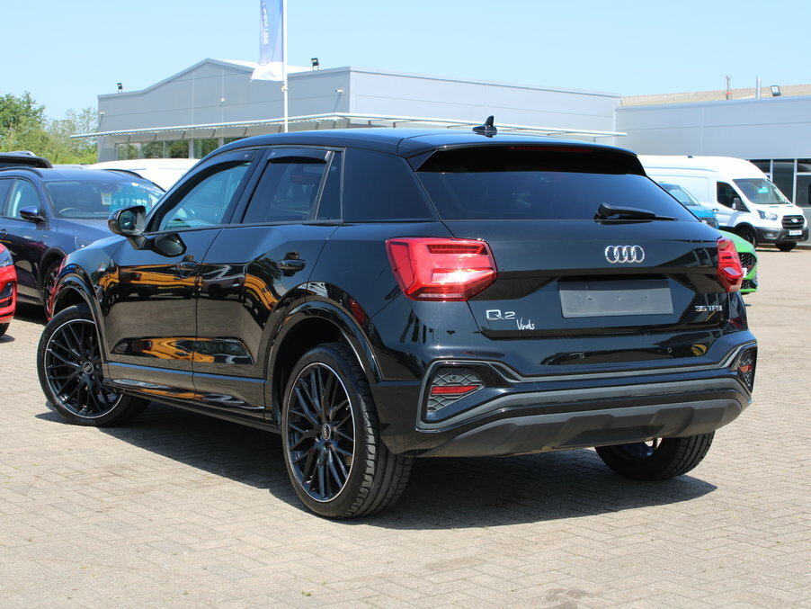 Audi Q2 35 Tfsi Black Edition MW70NVJ Black #6
