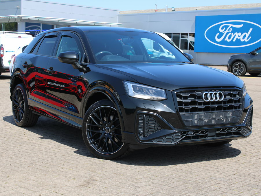 Audi Q2 35 Tfsi Black Edition Black