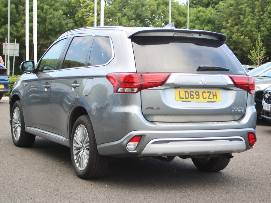 Mitsubishi Outlander 2.4 Phev 4H LD69CZH Grey #2