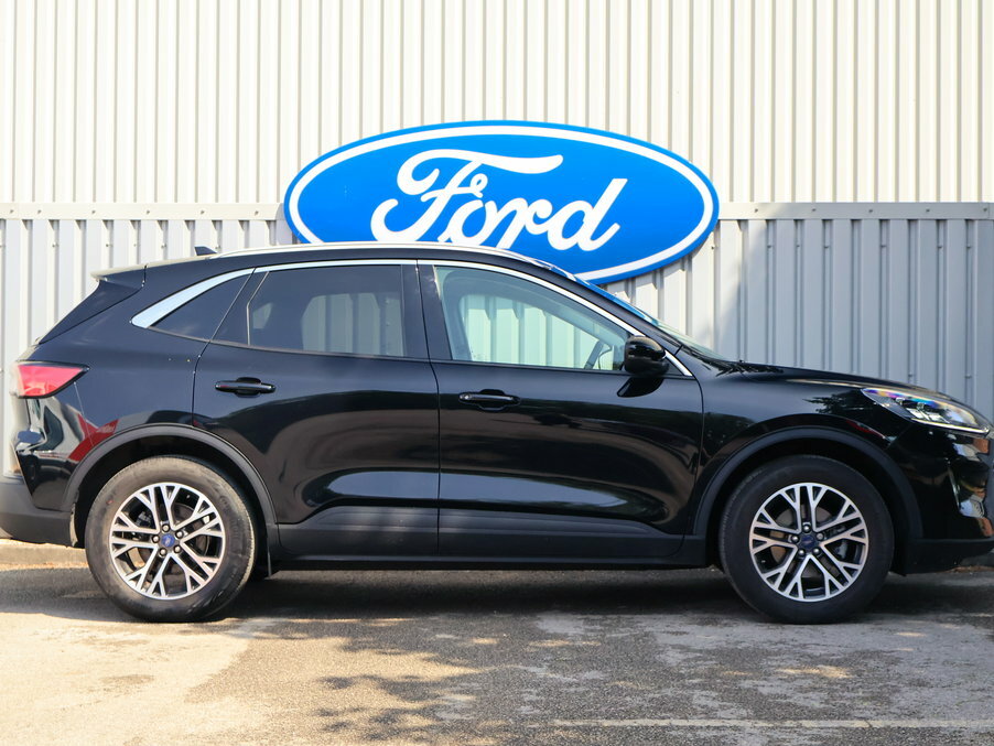 Ford Kuga 1.5 Ecoboost 150 Titanium Edition DY23FHK Black #5