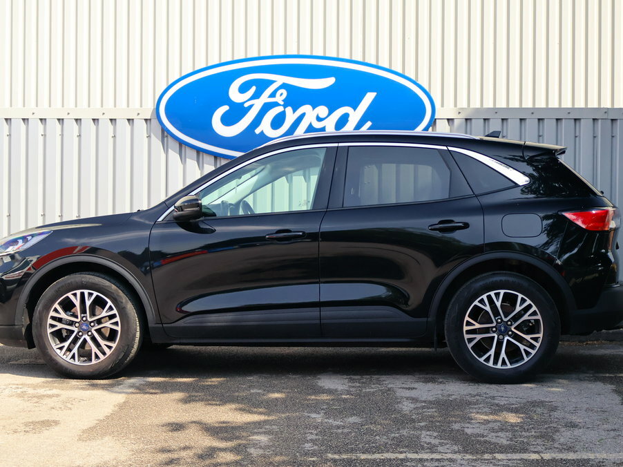 Ford Kuga 1.5 Ecoboost 150 Titanium Edition DY23FHK Black #3