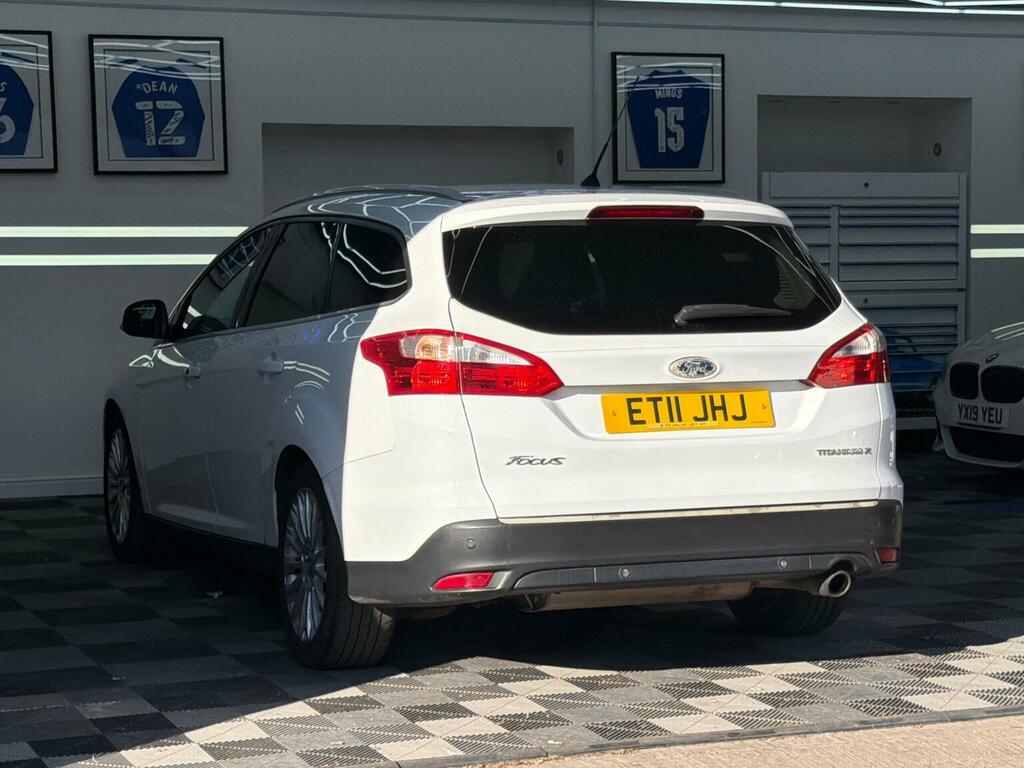Ford Focus Estate 1.6 Tdci Titanium Euro 5 Ss 201111 ET11JHU Blue #6