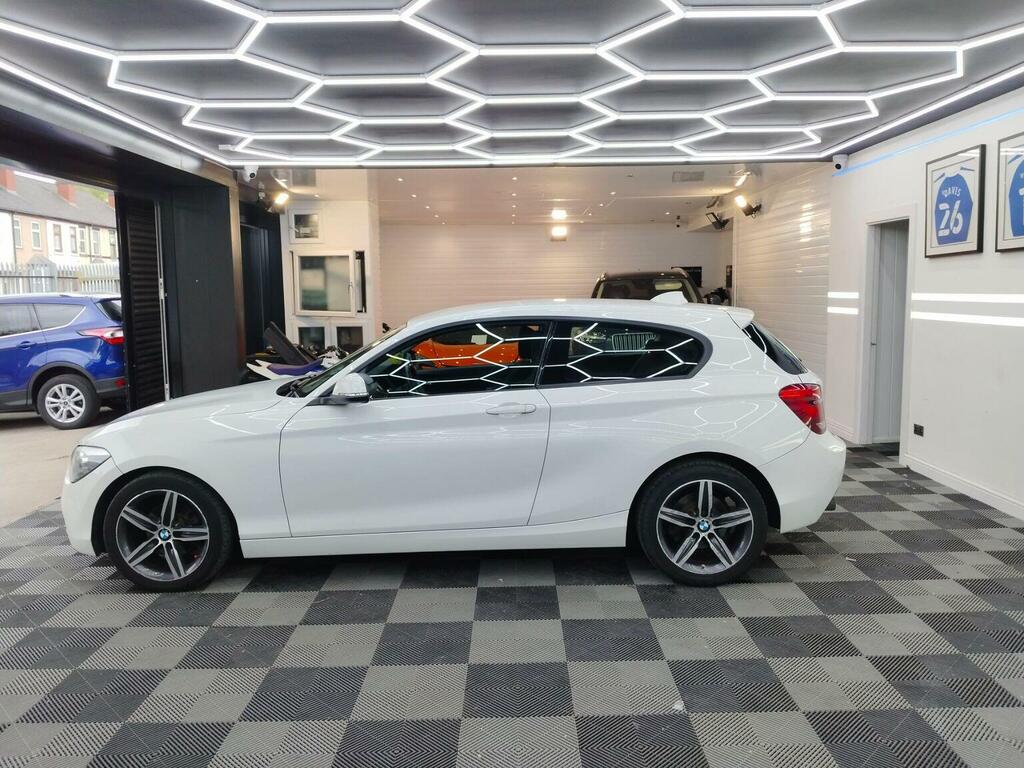 BMW 1 Series Hatchback 1.6 116I Sport Euro 6 Ss 201515 DG15DMZ White #5