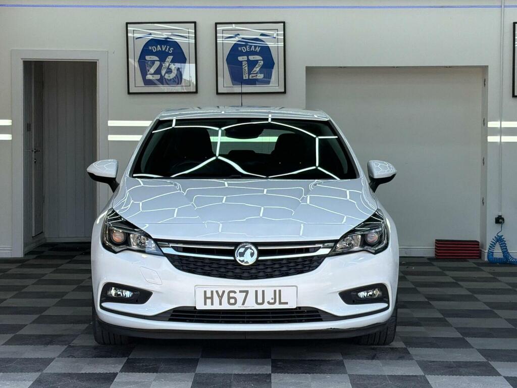 Vauxhall Astra Hatchback 1.4I Sri Euro 6 201767 HY67UJL White #2