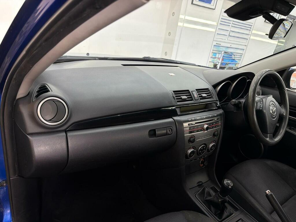 Mazda 3 1.6 Ts Silver #10
