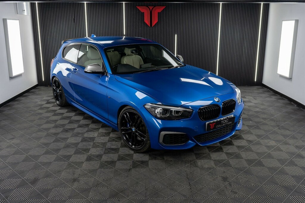 BMW 1 Series Hatchback Blue