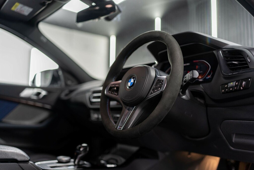 BMW 1 Series Hatchback LD20VUX Black #3